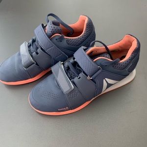 Reebok women’s lifter gym shoes